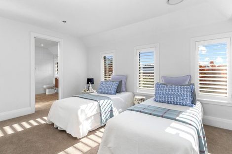 Photo of property in 5 Merivale Lane, Merivale, Christchurch, 8014
