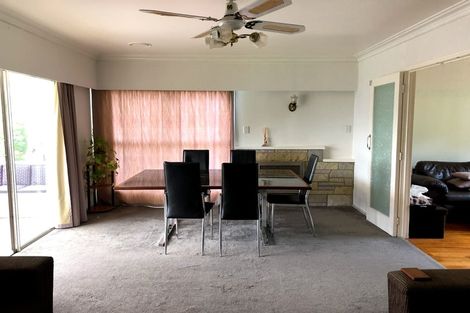 Photo of property in 3 Larne Avenue, Pakuranga Heights, Auckland, 2010