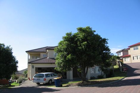 Photo of property in 40 Mandeville Place, Unsworth Heights, Auckland, 0632