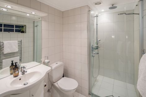 Photo of property in 7b Wilkinson Street, Oriental Bay, Wellington, 6011