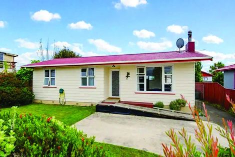 Photo of property in 14 William Street, Levin, 5510
