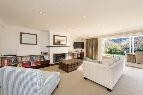 Photo of property in 5 Cheviot Road, Lowry Bay, Lower Hutt, 5013