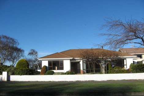 Photo of property in 17 Newcastle Street, Windsor, Invercargill, 9810