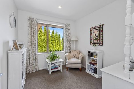 Photo of property in 5 Grace Close, Aidanfield, Christchurch, 8025