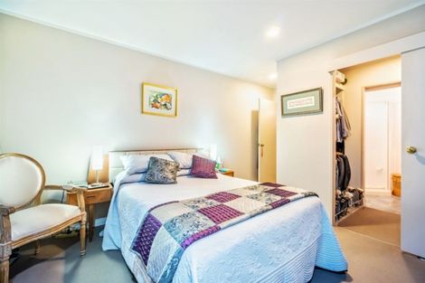 Photo of property in 4/8 City View Terrace, Birkenhead, Auckland, 0626