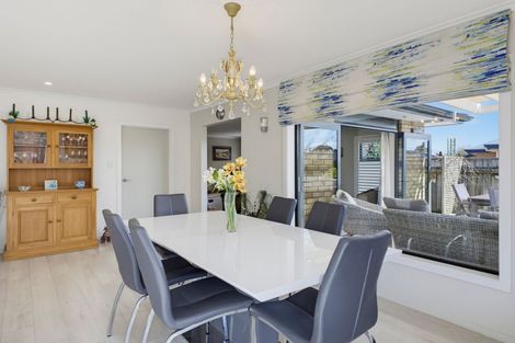 Photo of property in 32 Purnell Street, College Estate, Whanganui, 4500