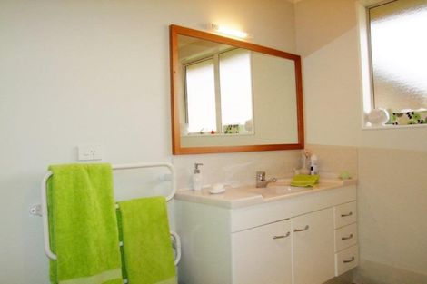 Photo of property in 11 Melville Avenue, Milton, 9220