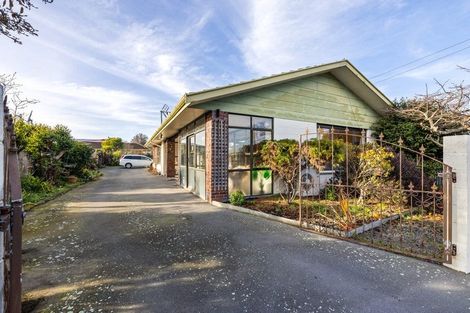Photo of property in 130 Bower Avenue, New Brighton, Christchurch, 8083