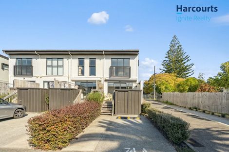 Photo of property in 74a Opaheke Road, Opaheke, Papakura, 2113