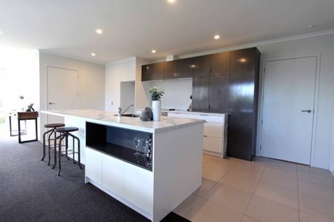 Photo of property in 328b Carrington Street, Vogeltown, New Plymouth, 4310