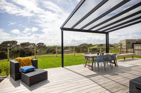 Photo of property in 15 Ruruhi Street, Raglan, 3225