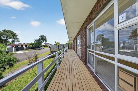 Photo of property in 1 Colonial Place, Kelvin Grove, Palmerston North, 4414
