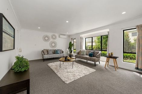 Photo of property in 21 Nielsen Gardens, Rototuna, Hamilton, 3210