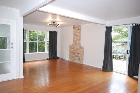 Photo of property in 9 Aronui Terrace, Kelston, Auckland, 0602