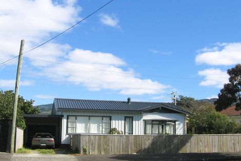 Photo of property in 69 Pine Avenue, Ebdentown, Upper Hutt, 5018