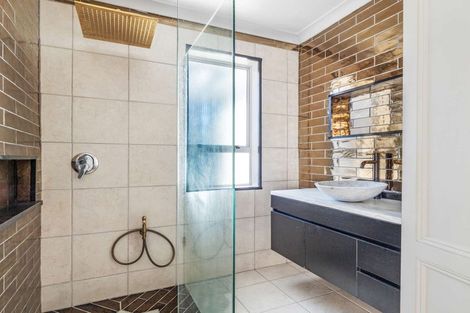 Photo of property in 1/110 Lynwood Road, New Lynn, Auckland, 0600