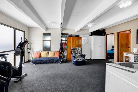 Photo of property in 5 Pokaka Place, Inglewood, 4330