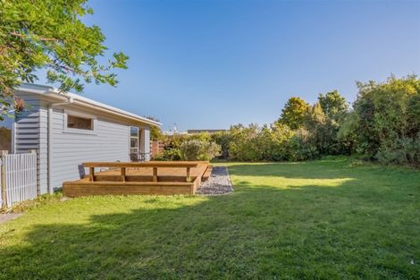 Photo of property in 1 Viscount Grove, Kelson, Lower Hutt, 5010