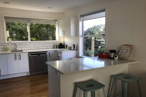Photo of property in 9a Tahapa Crescent, Meadowbank, Auckland, 1072