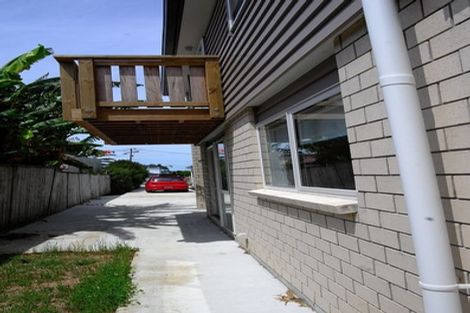 Photo of property in 9 Waterview Road, Favona, Auckland, 2024