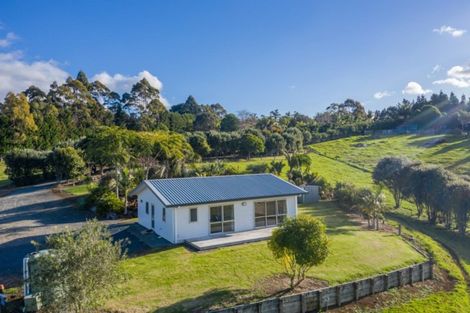 Photo of property in 121d Waimate North Road, Kerikeri, 0293