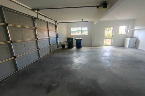 Photo of property in 18a Jacanas Place, Unsworth Heights, Auckland, 0632