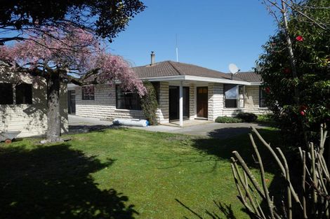 Photo of property in 2/181 Wairakei Road, Bryndwr, Christchurch, 8053