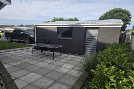 Photo of property in 1/130 Middlepark Road, Sockburn, Christchurch, 8042