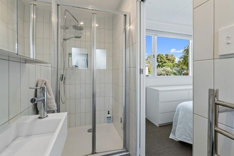 Photo of property in 13a Nikau Street, New Lynn, Auckland, 0600