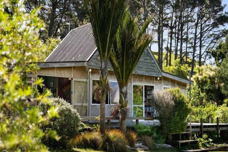 Photo of property in 2447 Port Waikato-waikaretu Road, Waikaretu, Tuakau, 2695