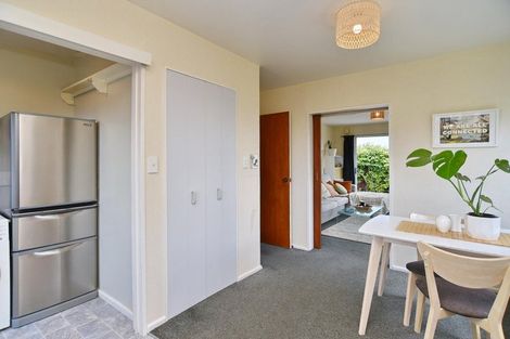 Photo of property in 1/40 Prestons Road, Redwood, Christchurch, 8051