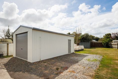 Photo of property in 4 Johnson Street, Bulls, 4818