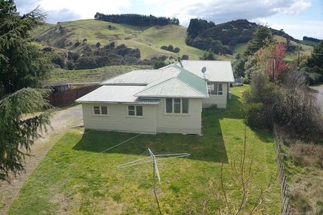 Photo of property in 688 Rotohiwi Road, Flemington, Waipukurau, 4282