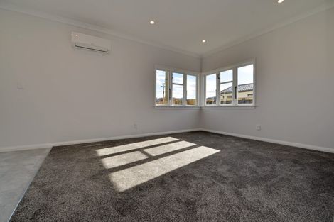 Photo of property in 14 Exchange Street, Ebdentown, Upper Hutt, 5018