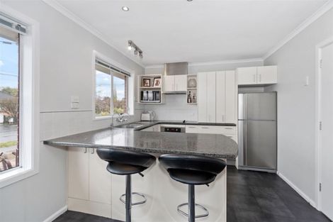 Photo of property in 5 Geelong Place, Burnside, Christchurch, 8053