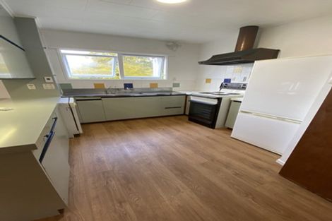 Photo of property in 3 Woodford Way, Crofton Downs, Wellington, 6035