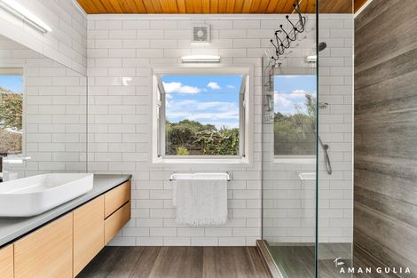 Photo of property in 4 Gladys Avenue, Glenfield, Auckland, 0629