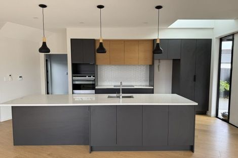 Photo of property in 54a Santiago Crescent, Unsworth Heights, Auckland, 0632