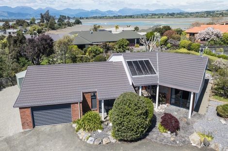 Photo of property in 8 James Cross Place, Mapua, 7005