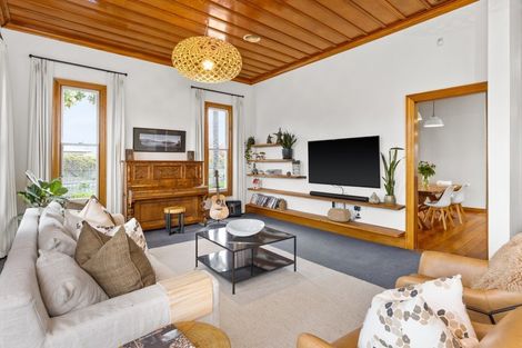 Photo of property in 600 Park Road North, Parkvale, Hastings, 4122