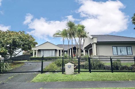 Photo of property in 14 Annalong Road, Dannemora, Auckland, 2016