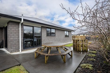 Photo of property in 503 Richmond Road, Lepperton, New Plymouth, 4373