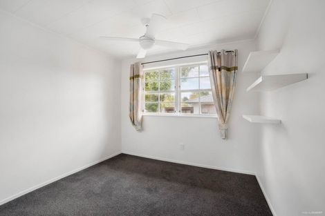 Photo of property in 32 Spinella Drive, Bayview, Auckland, 0629