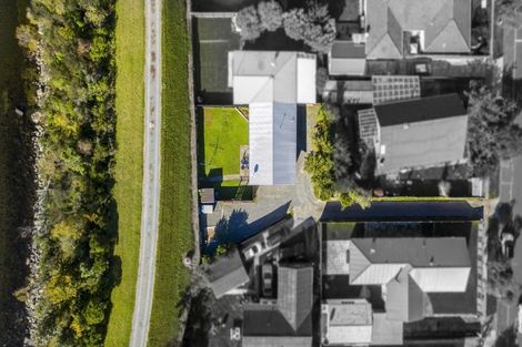 Photo of property in 11b Gemstone Drive, Birchville, Upper Hutt, 5018