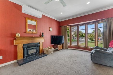 Photo of property in 79 Pahiatua Street, Hokowhitu, Palmerston North, 4410