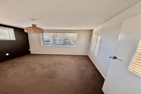 Photo of property in 784 Hawkins Road, Marshland, Christchurch, 8051