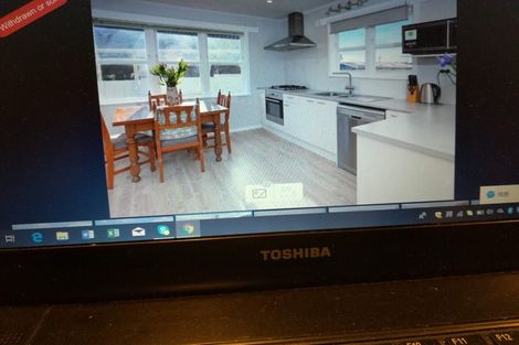 Photo of property in 3 Glen Marine Parade, Glendene, Auckland, 0602