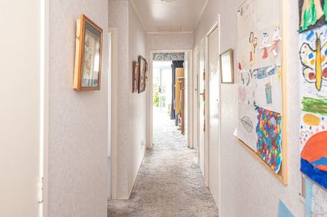 Photo of property in 27 Ward Street, Aramoho, Whanganui, 4500