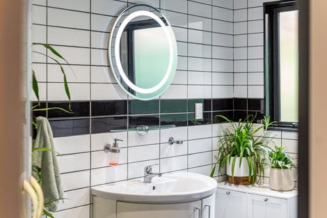 Photo of property in 98 Pope Street, Camborne, Porirua, 5026