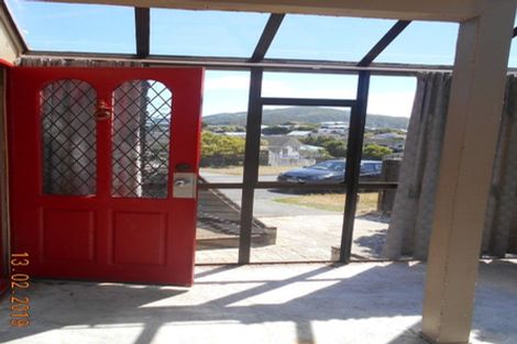 Photo of property in 1/6 Jasmine Grove, Maungaraki, Lower Hutt, 5010